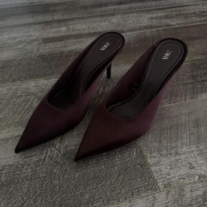 Zara Women's Burgundy Heels
